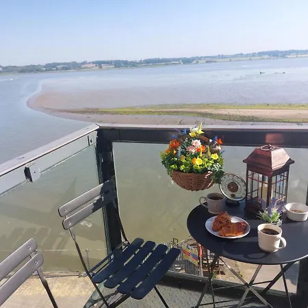 Holiday Let Mistley Exterior photo